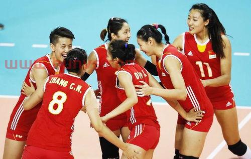 中国女排投靠日本球员视频（女排谁投靠日本）