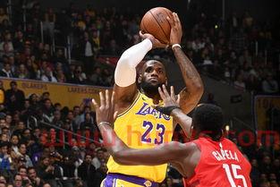 火箭vs湖人詹姆斯在不在（火箭vs湖人詹姆斯在不在场）