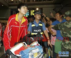 中国女排队员何时入伍(中国女排什么时候回中国哪里) 中国女排队员何时入伍(中国女排什么时候回中国哪里)