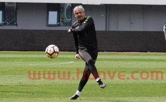 青岛丽海女足主教练是哪位(青岛有女足的俱乐部吗) 青岛丽海女足主教练是哪位(青岛有女足的俱乐部吗)