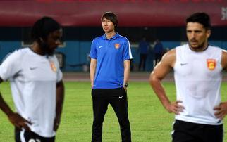 关岛女足主教练是谁啊视频(关岛国足主教练)