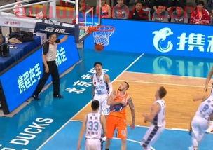 季后赛要怎么打比赛的比分(季后赛要怎么打比赛的比分呢)