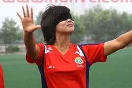 女足主教练评选条件是什么(女足主教练评选条件是什么样的)