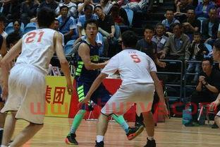 篮球比赛裁判特写照片(篮球比赛裁判的职责)