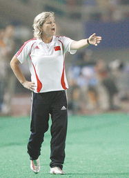 女足主教练什么时候出炉(女足教练现在是谁)