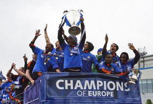 曼城夺冠巡游照片高清大图(曼城夺冠之路)