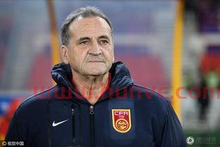 足协赔偿前女足主教练的钱(女足主教练道歉)