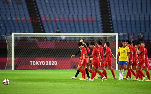 中国女足主教练手表(中国女足主教练叫什么名字)